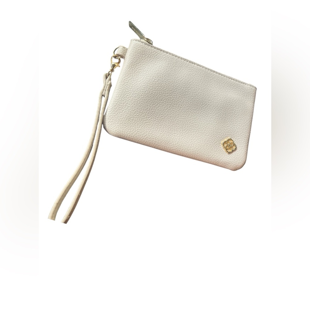 Kendra Scott Cream Wristlet Clutch